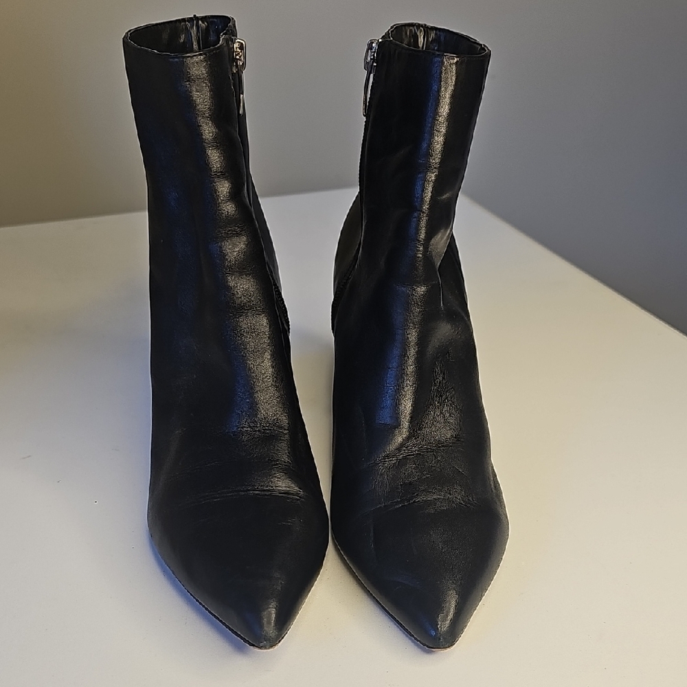 Marc Fisher Elegant Black Ankle Booties Size 8M Siper Up